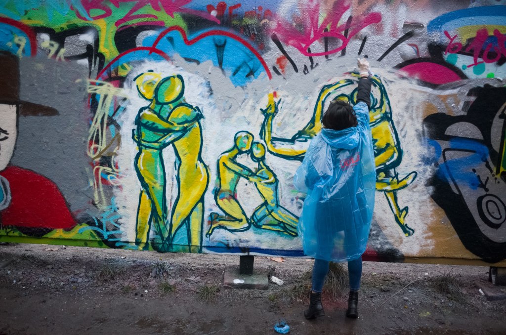 Photo taken by graffiti instructor, Nabil.
